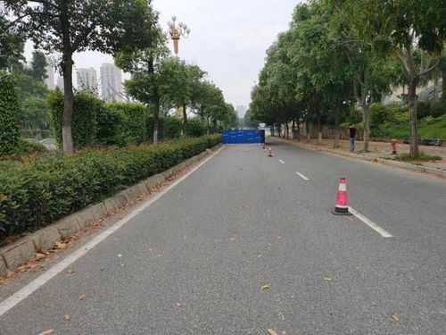南安市區(qū)這兩處路面圍擋修復中,預計工期